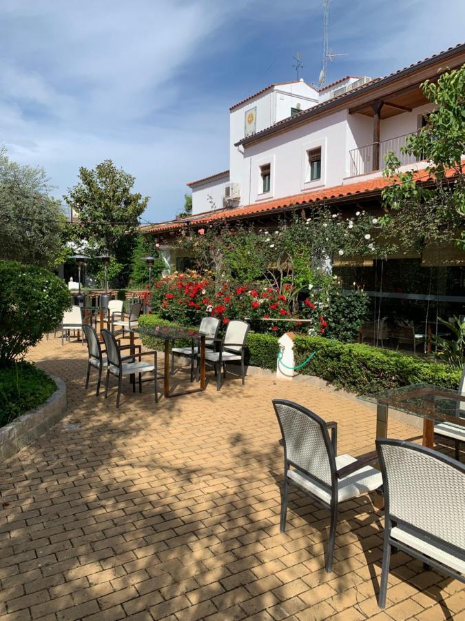 Hotel La Muralla Zafra Exterior photo
